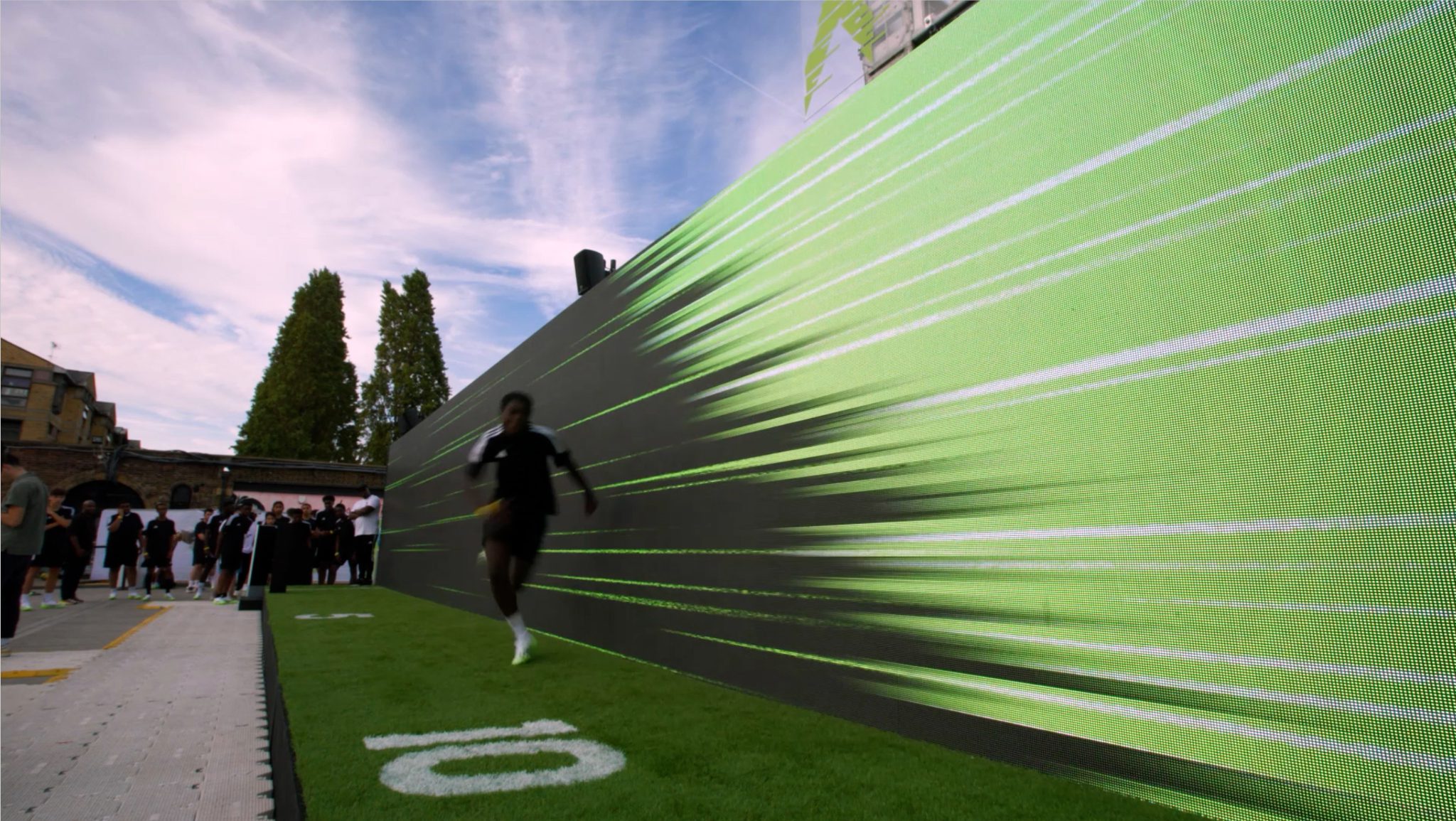 adidas Speed Pays: football challenge beside the LED wall