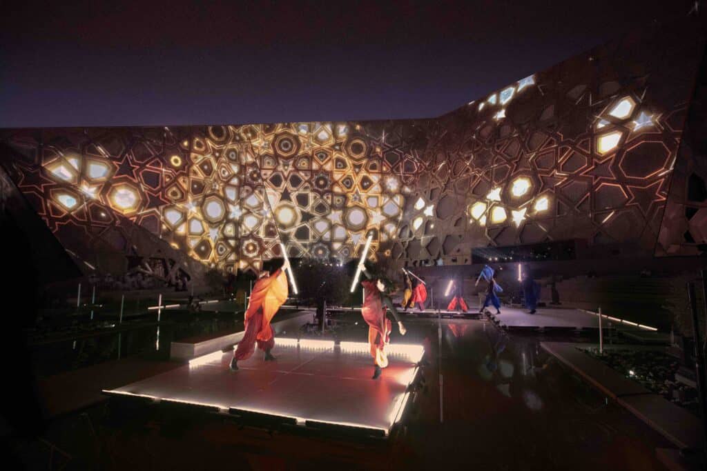 Kuwait Calling: geometric projections across the architecture